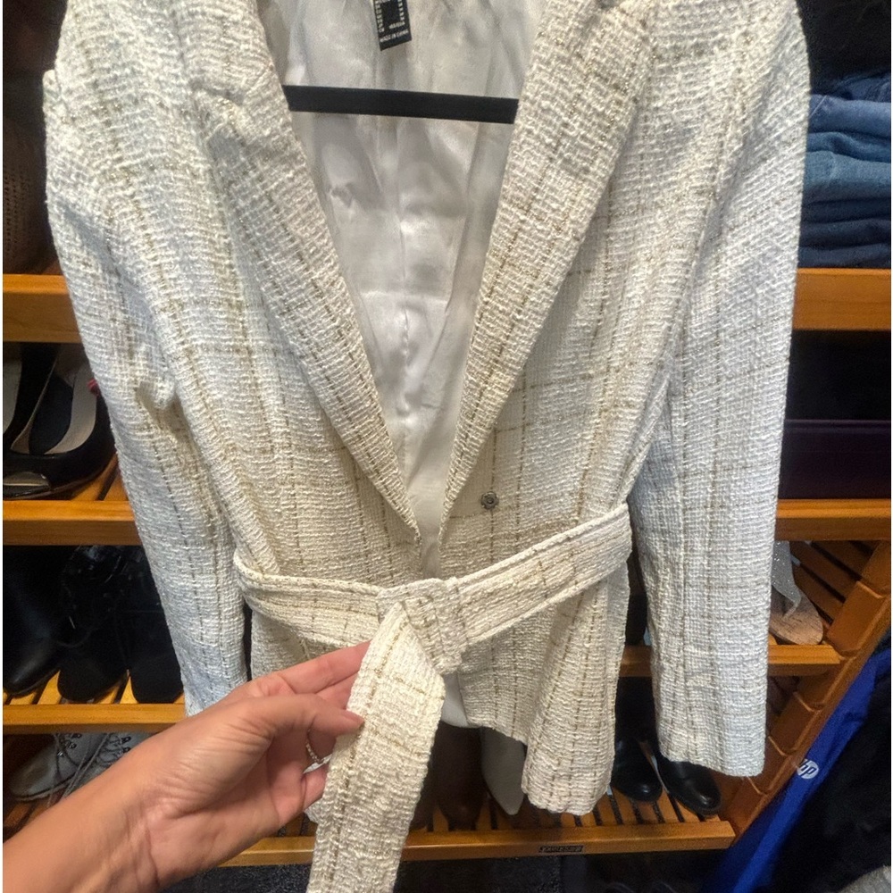 Women’s blazer. NWOT.